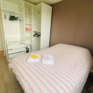 https://superbe-appartement-10min-du-centre-de-lyon.hotels-rhonealpes.com